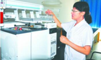 甘肅省藥品檢驗研究院中成藥室主任朱旭江